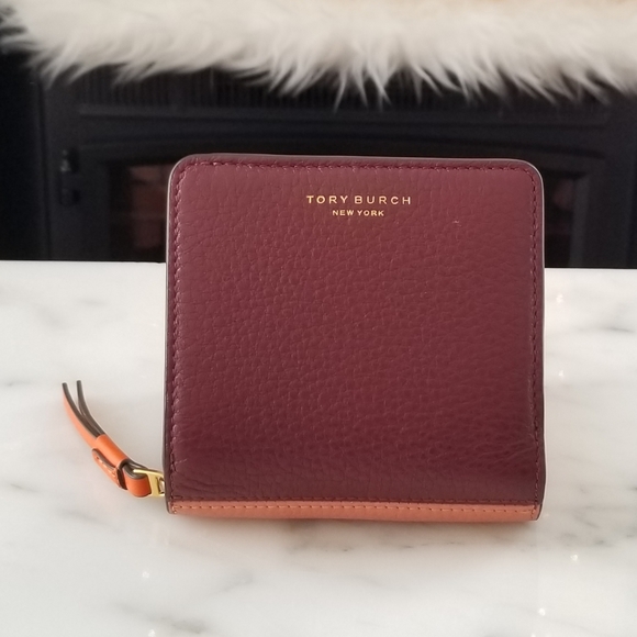 Tory Burch Perry Color-Block Medium Wallet - Picture 8 of 8